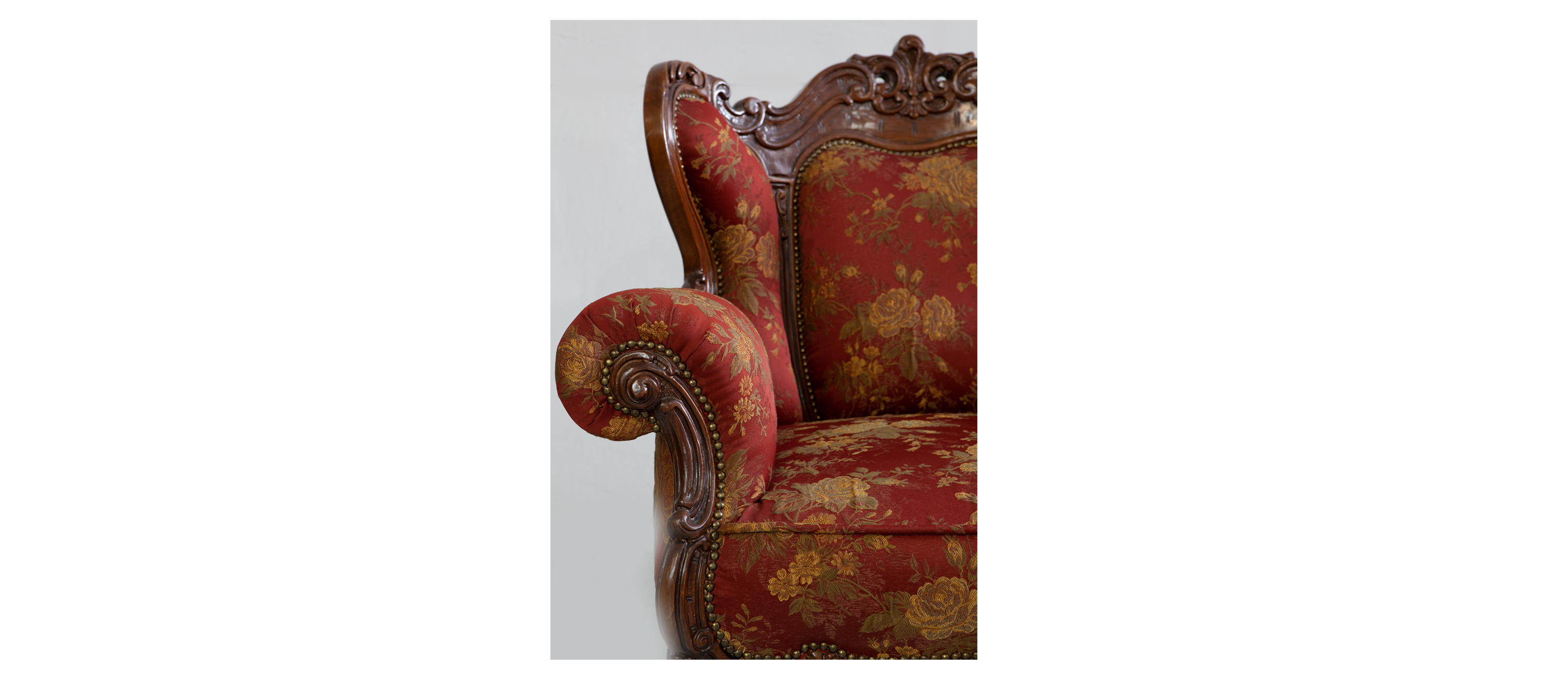soft-furniture-set-royal-sefer-red-flower-jacquard_7