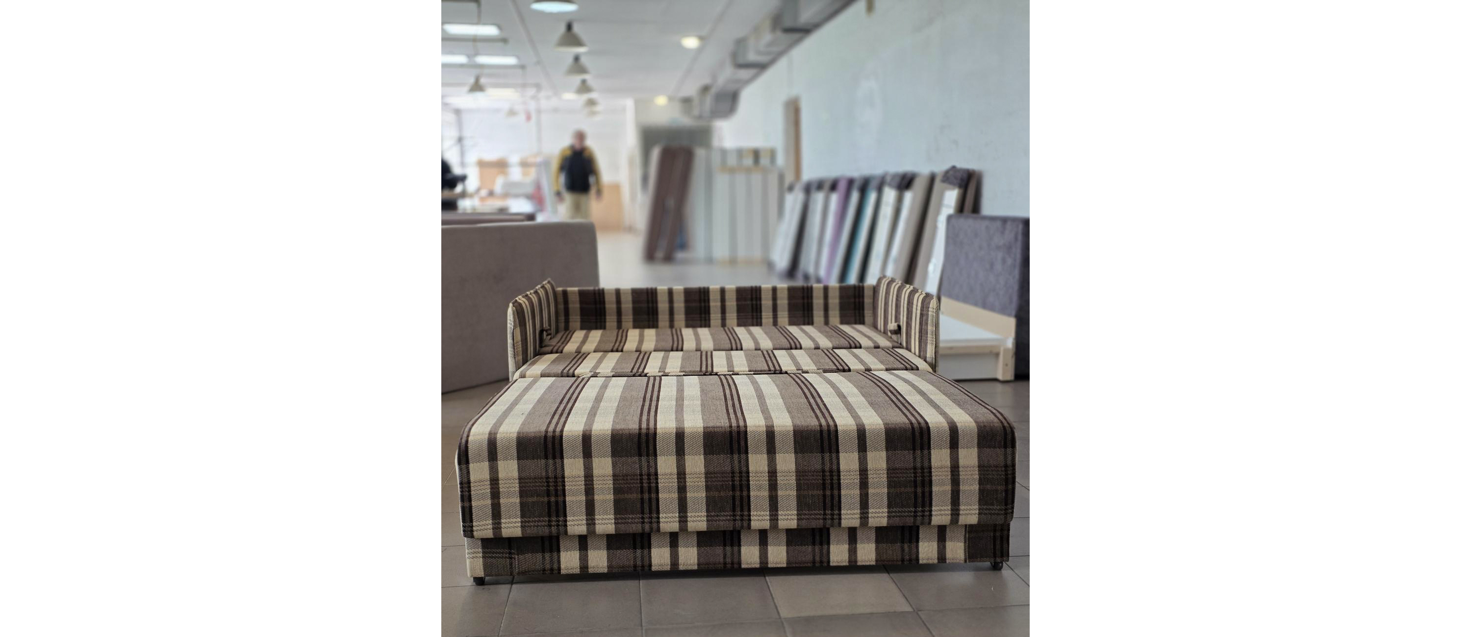 straight-sofa-chester-130_4
