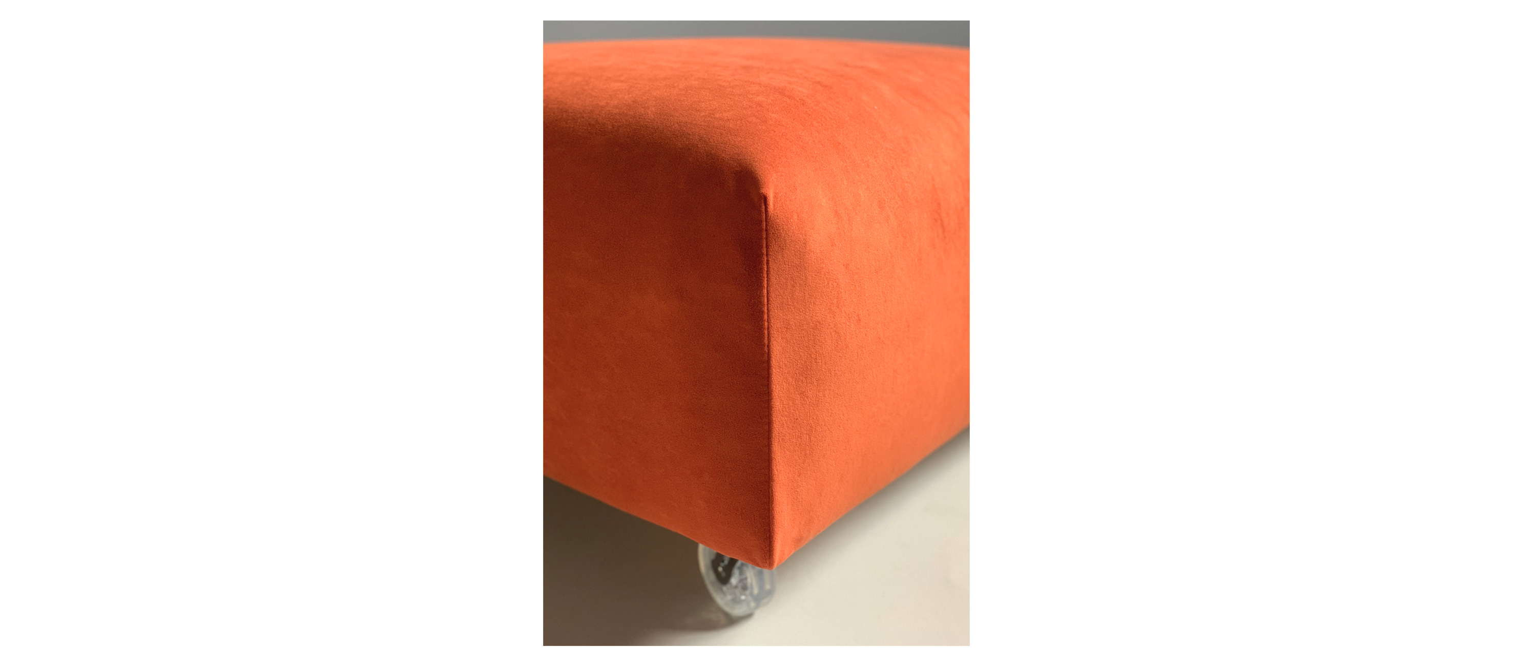 pouf-chester-catania-flame-microvelour_4